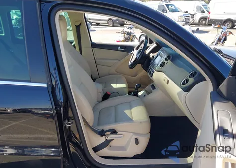 2015 Volkswagen Tiguan Se from USA, damaged, VIN WVGAV7AX5FW515927